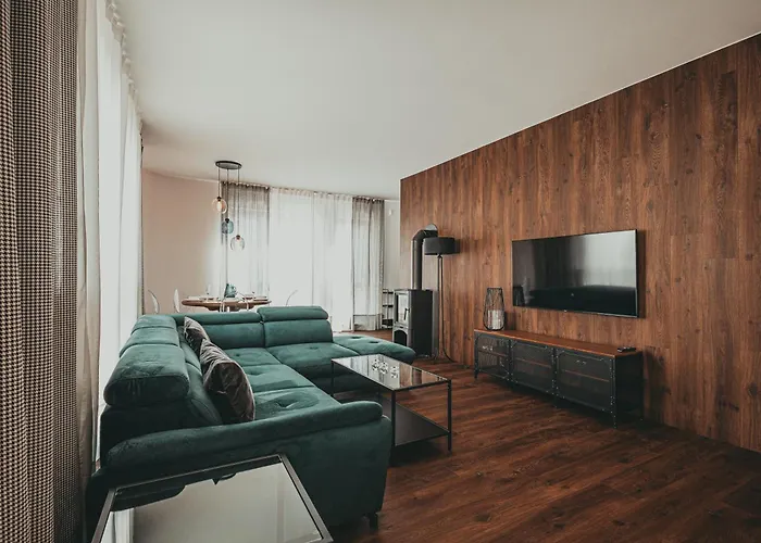 2Homerent Bosque I Escada