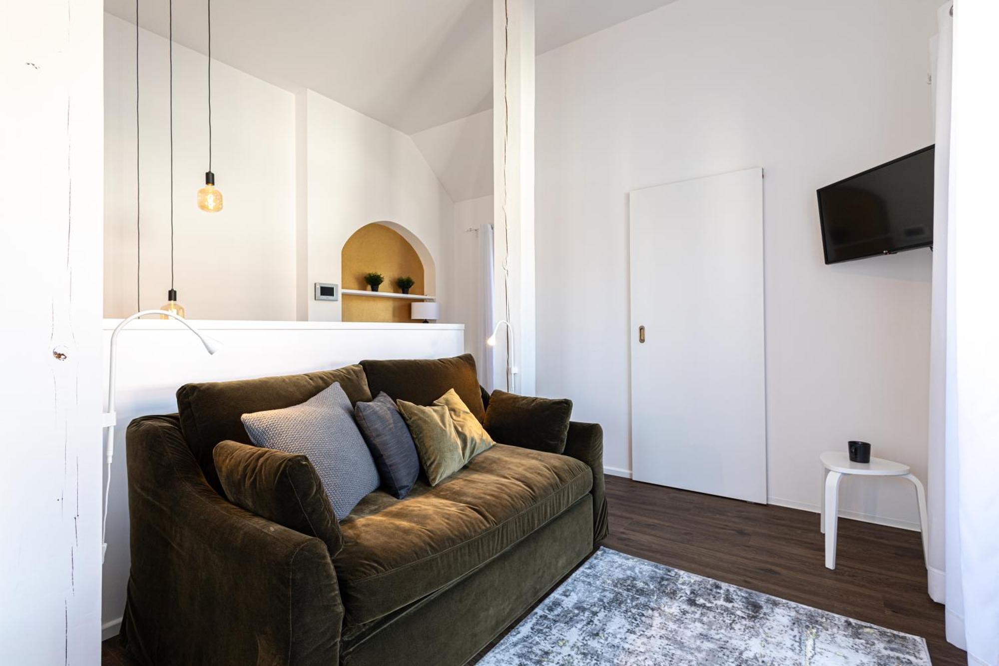 2homerent Bosque I Escada